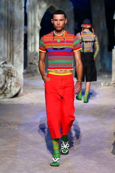 Look 22